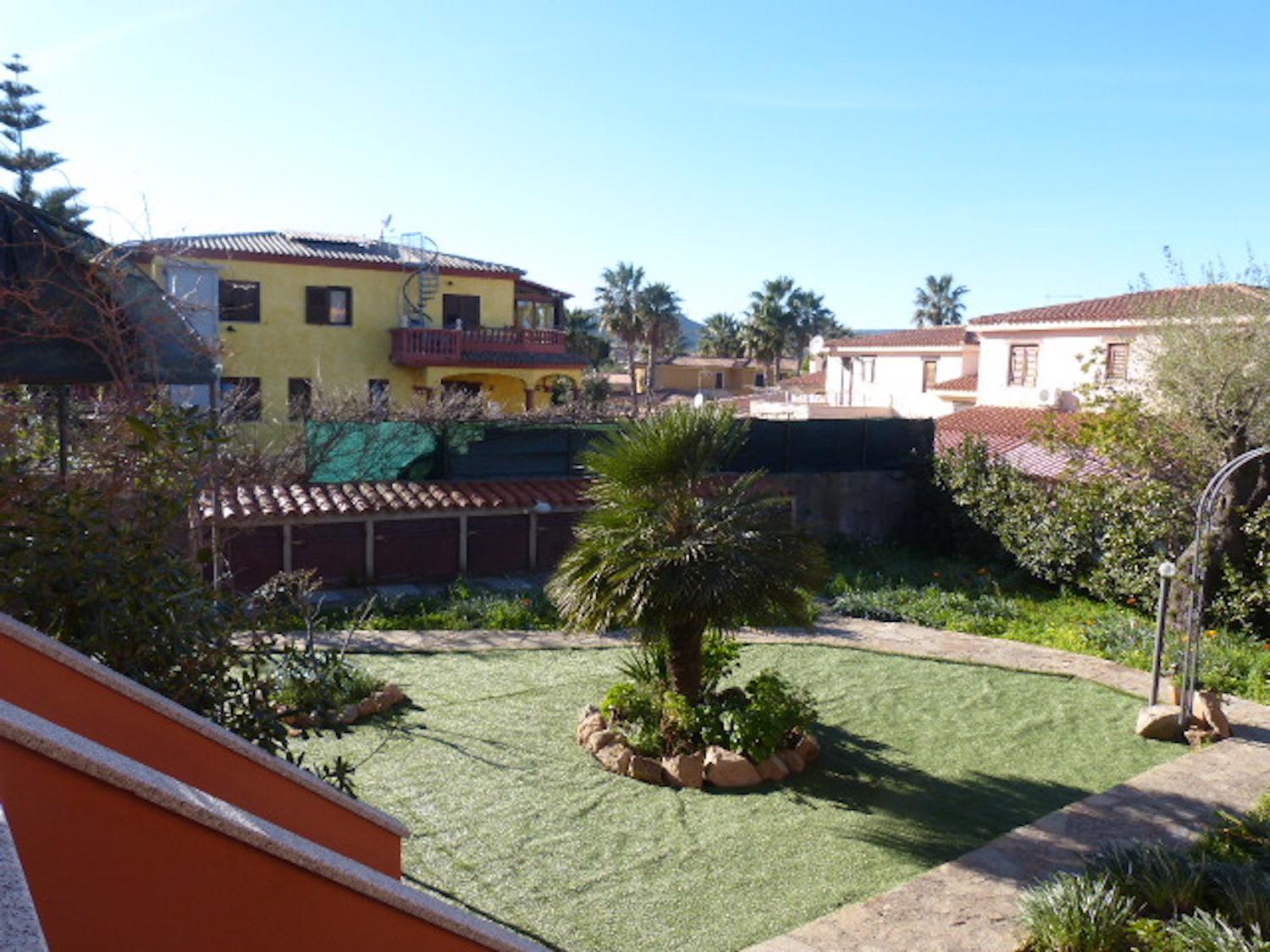 Quadrilocale Vico Trento Apartment San Teodoro  Bagian luar foto